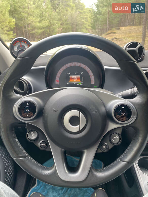 Хэтчбек Smart Forfour 2018 в Киеве
