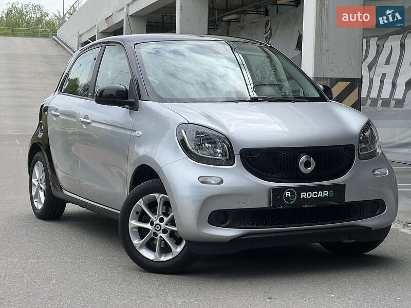 Хэтчбек Smart Forfour 2016 в 