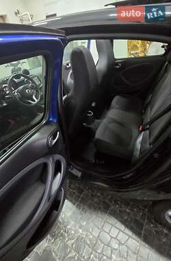 Хэтчбек Smart Forfour 2017 в 