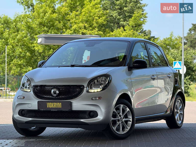 Хэтчбек Smart Forfour 2016 в 