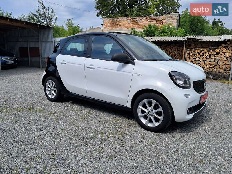 Хэтчбек Smart Forfour 2017 в Радехове