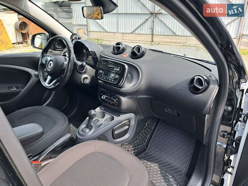 Хэтчбек Smart Forfour 2017 в Радехове