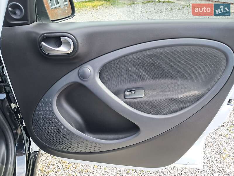 Хэтчбек Smart Forfour 2017 в Радехове