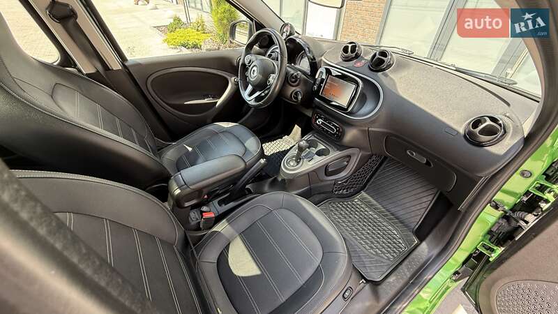 Хэтчбек Smart Forfour 2017 в Тернополе фото 18 Хэтчбек Smart Forfour 2017 в Тернополе