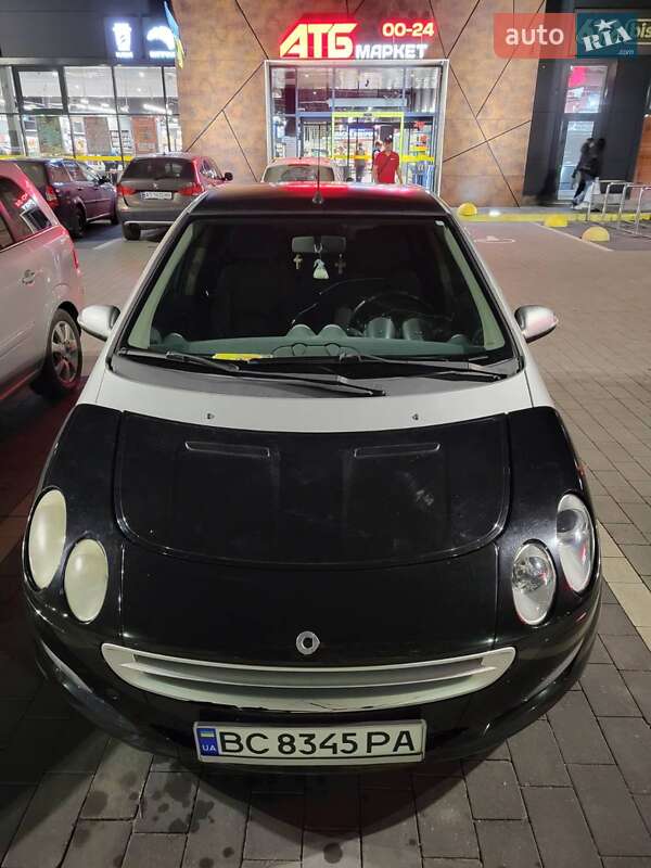 Хэтчбек Smart Forfour 2004 в Стрые