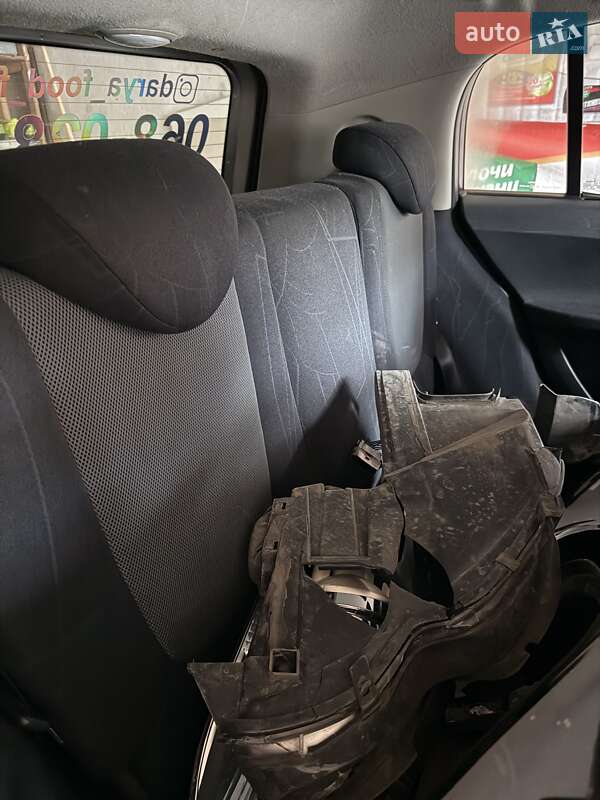 Хэтчбек Smart Forfour 2004 в Кривом Роге фото 6 Хэтчбек Smart Forfour 2004 в Кривом Роге