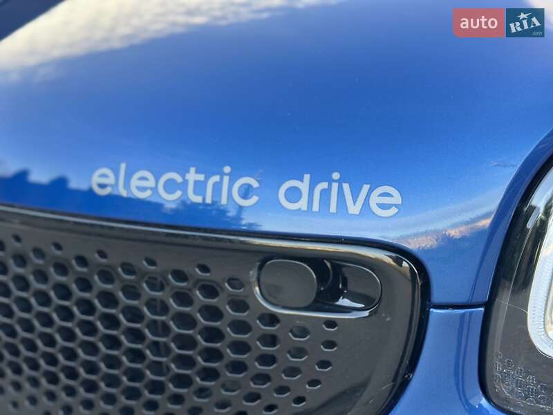 Хэтчбек Smart Forfour 2017 в Стрые фото 42 Хэтчбек Smart Forfour 2017 в Стрые