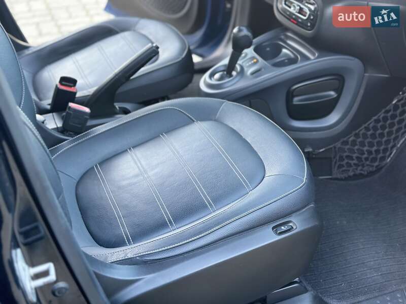 Хэтчбек Smart Forfour 2017 в Стрые фото 49 Хэтчбек Smart Forfour 2017 в Стрые