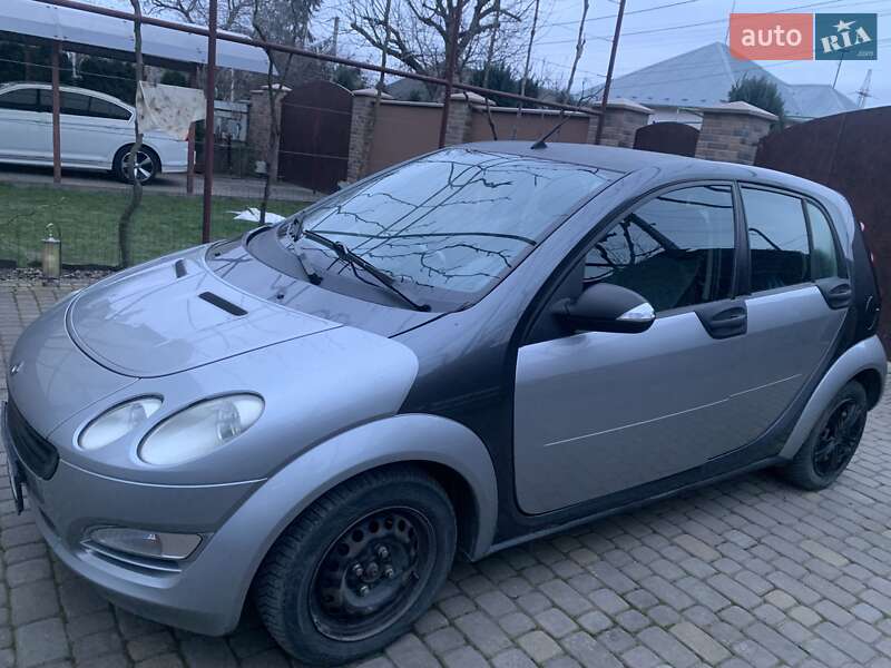 Хэтчбек Smart Forfour 2004 в Ужгороде