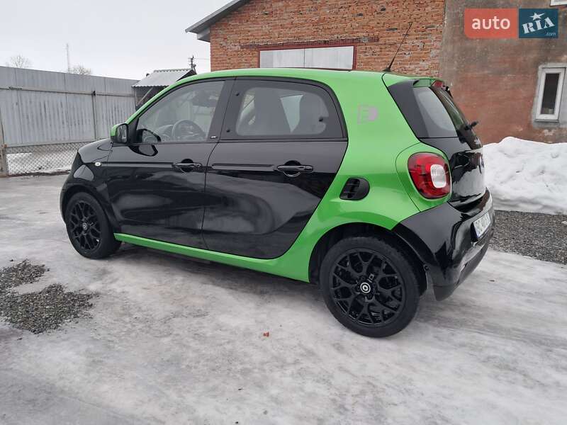 Хэтчбек Smart Forfour 2017 в Радехове