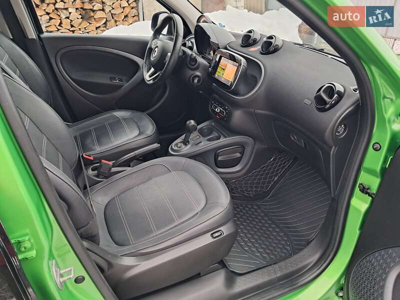 Хэтчбек Smart Forfour 2017 в Радехове