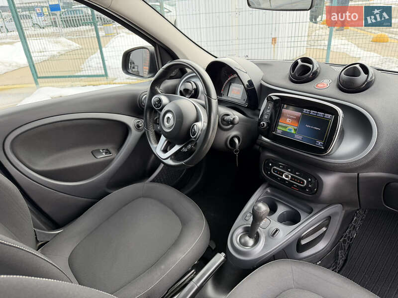 Хетчбек Smart Forfour 2017 в Києві фото 27 Хетчбек Smart Forfour 2017 в Києві