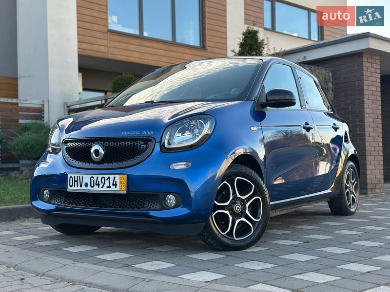 Хетчбек Smart Forfour 2017 в Стрию