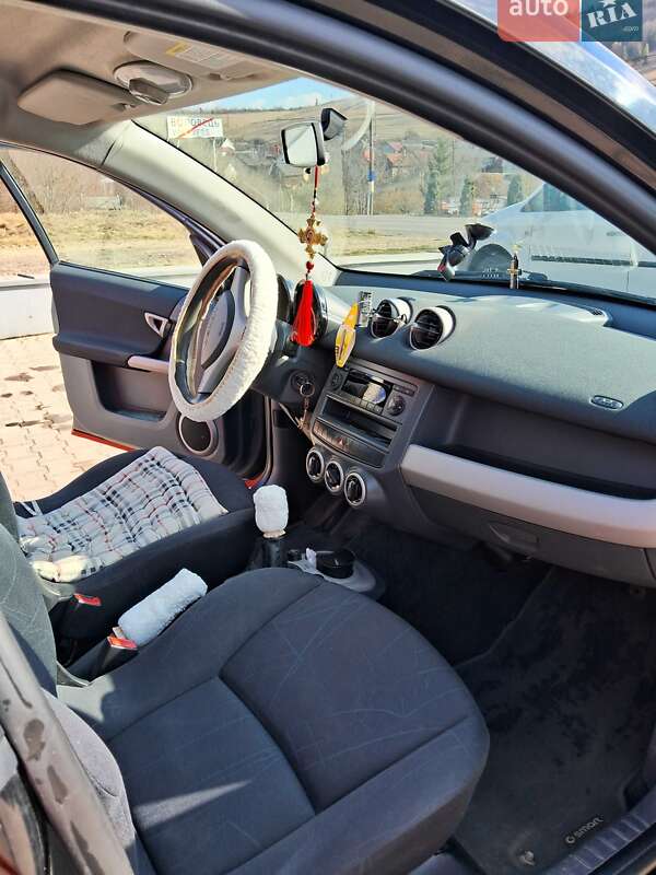 Хэтчбек Smart Forfour 2004 в Воловце