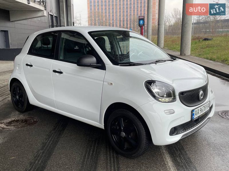 Хэтчбек Smart Forfour 2018 в Киеве
