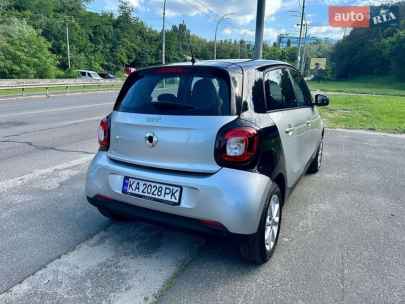 Хетчбек Smart Forfour 2016 в Києві фото 8 Хетчбек Smart Forfour 2016 в Києві