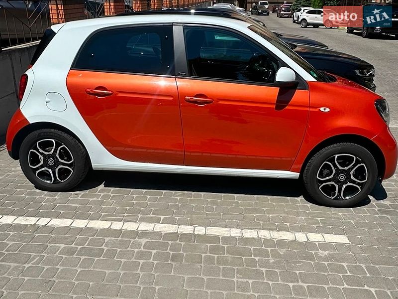 Хэтчбек Smart Forfour 2015 в Днепре
