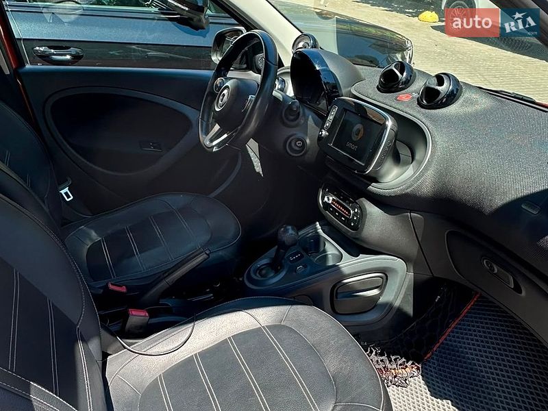 Хэтчбек Smart Forfour 2015 в Днепре