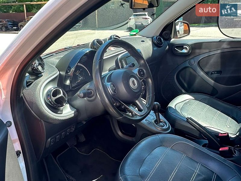 Хэтчбек Smart Forfour 2015 в Днепре