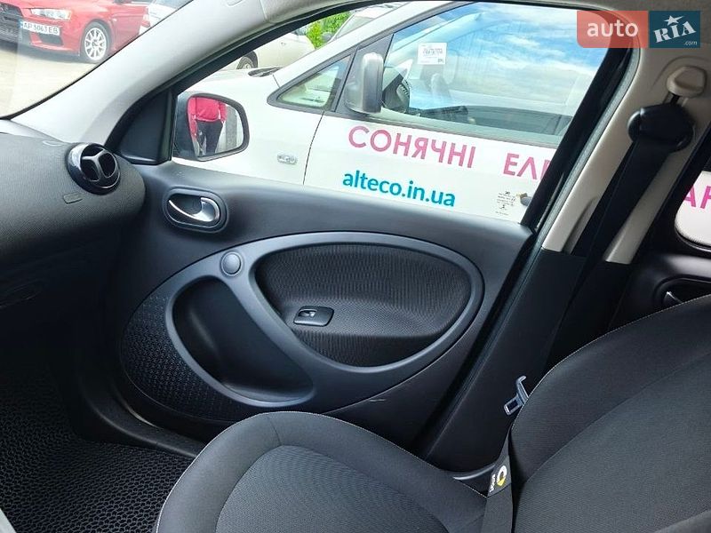 Хэтчбек Smart Forfour 2018 в Киеве фото 7 Хэтчбек Smart Forfour 2018 в Киеве