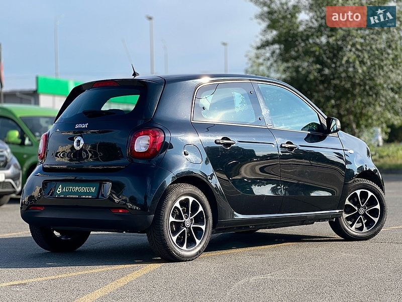 Хэтчбек Smart Forfour 2017 в Киеве