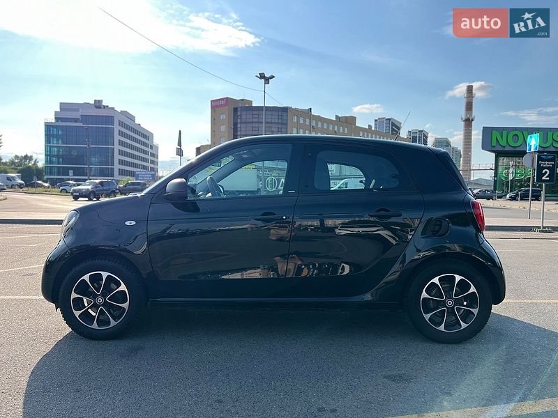Хэтчбек Smart Forfour 2017 в Киеве
