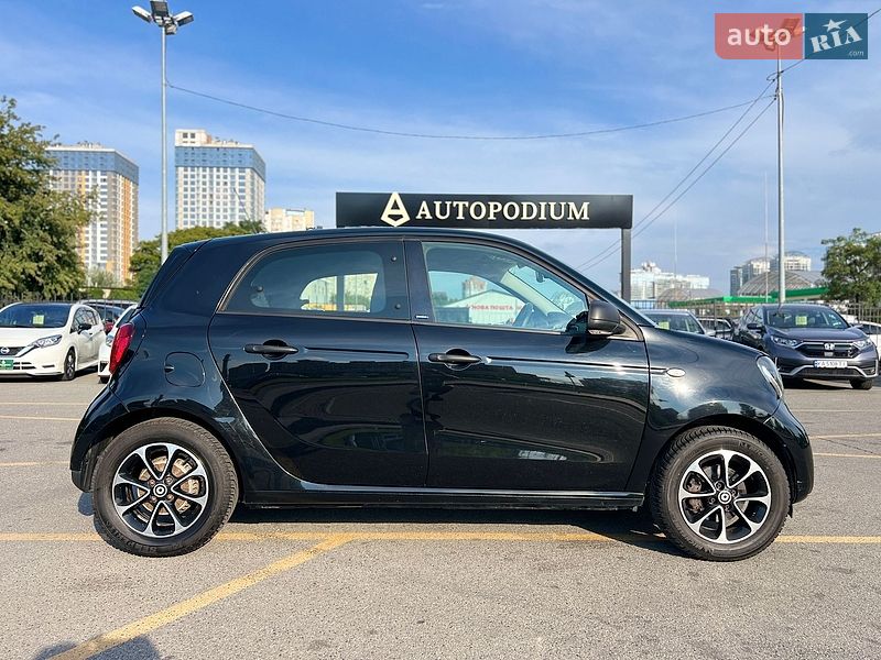 Хэтчбек Smart Forfour 2017 в Киеве