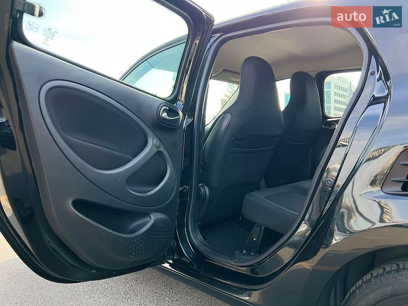 Хэтчбек Smart Forfour 2017 в Киеве