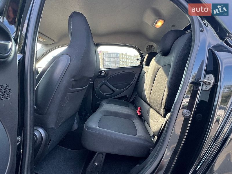 Хэтчбек Smart Forfour 2017 в Киеве