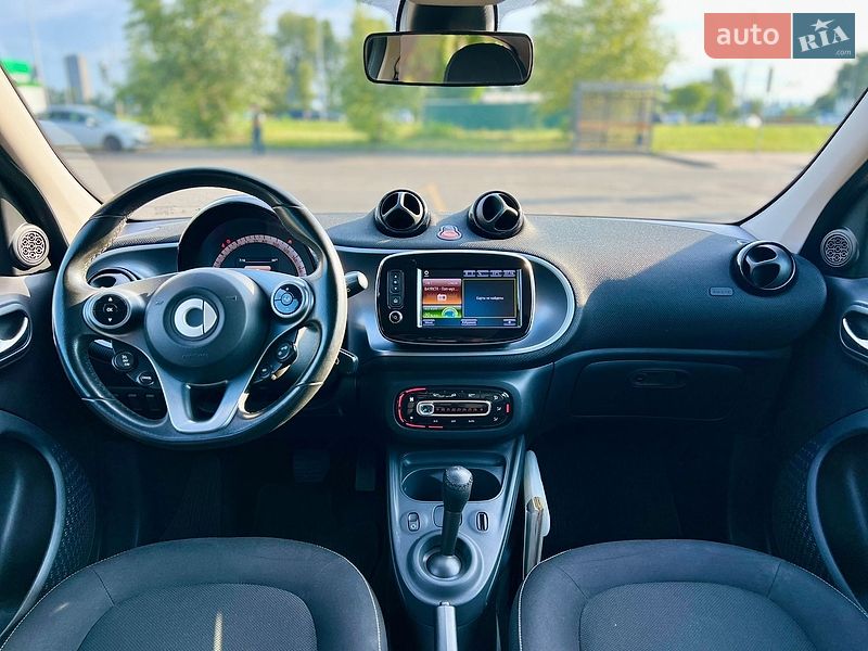 Хэтчбек Smart Forfour 2017 в Киеве