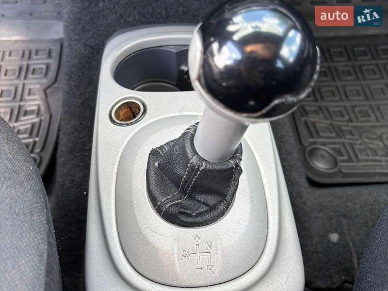 Хэтчбек Smart Forfour 2004 в Барановке