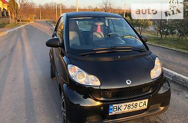 Хэтчбек Smart Fortwo 2011 в 