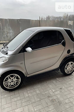 Хэтчбек Smart Fortwo 2001 в Днепре