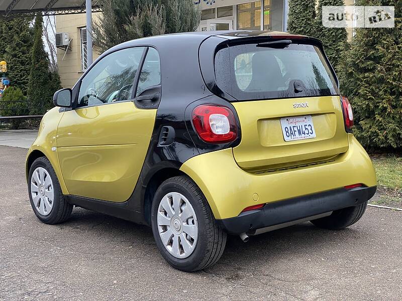 Купе Smart Fortwo 2015 в Києві