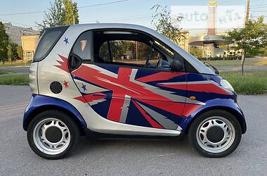 Хэтчбек Smart Fortwo 2001 в 