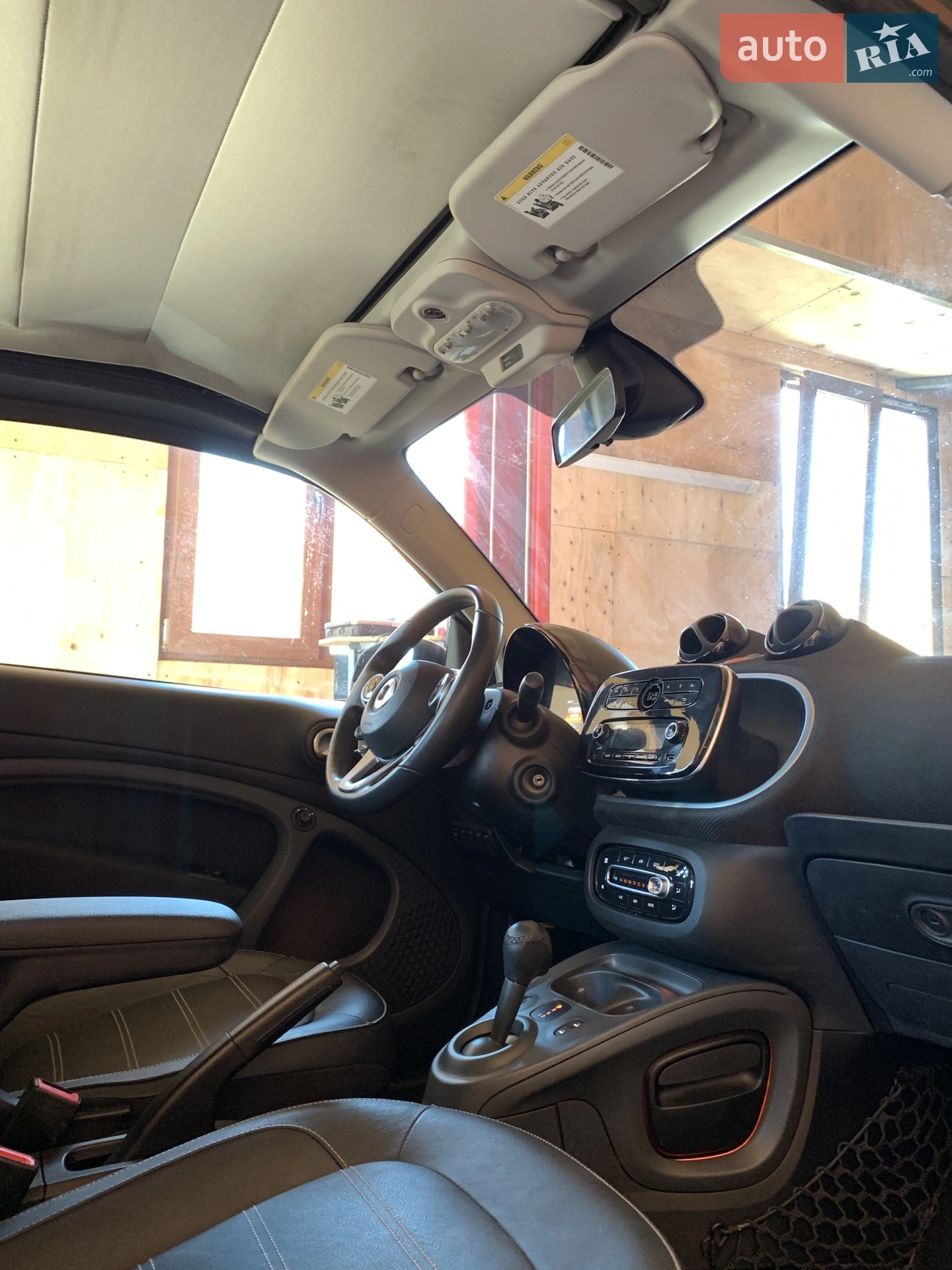 2017 Smart Fortwo - мініатюра 24