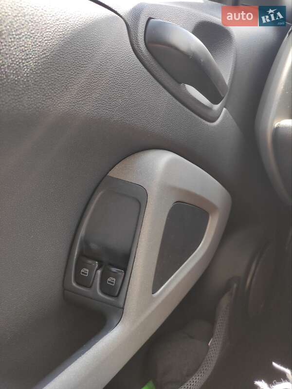 Купе Smart Fortwo 2014 в Києві