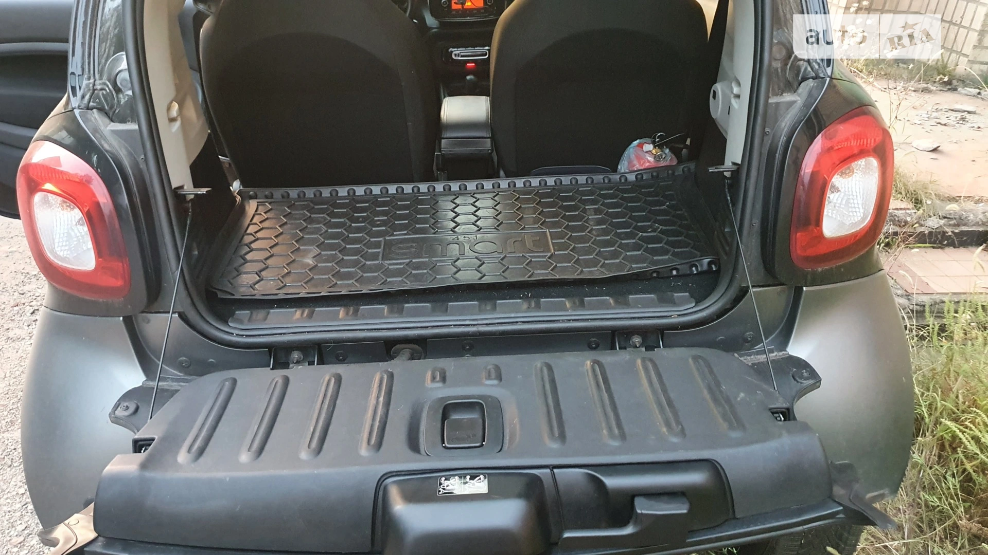 2019 Smart Fortwo - мініатюра 7