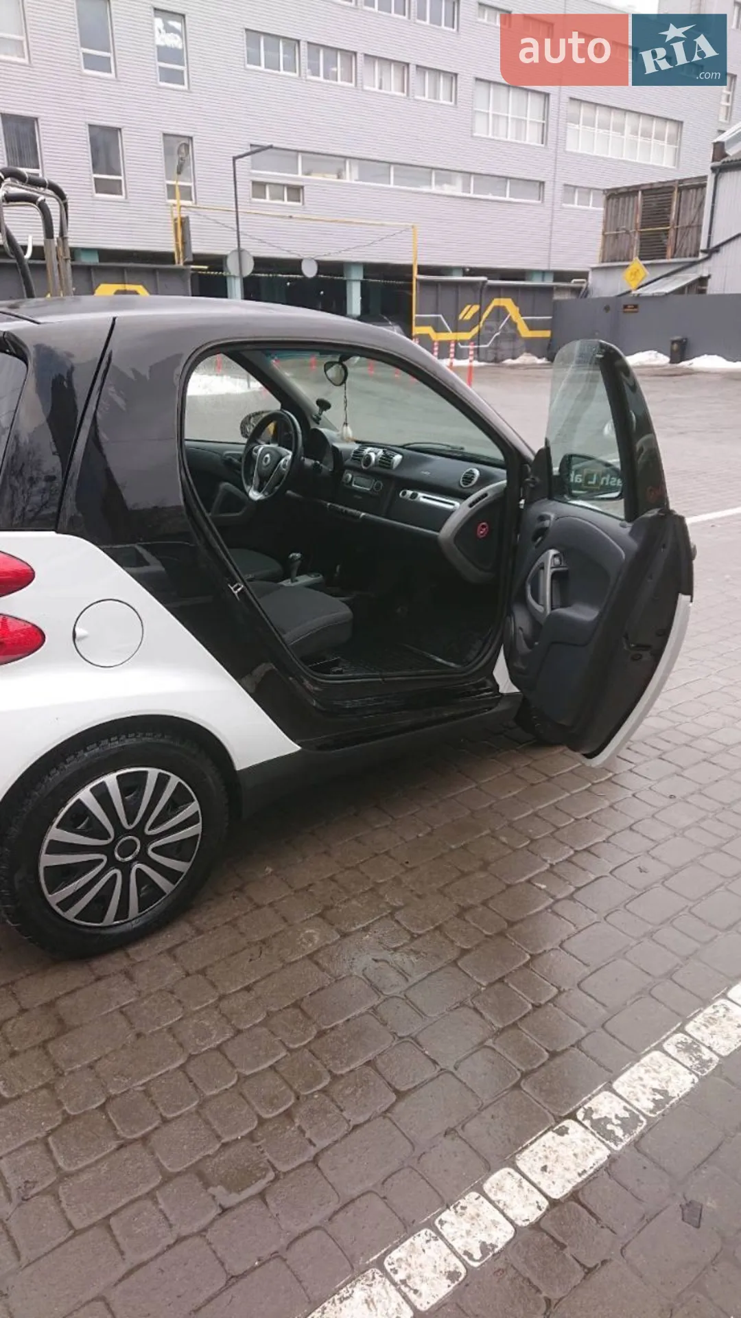 2010 Smart Fortwo - мініатюра 2