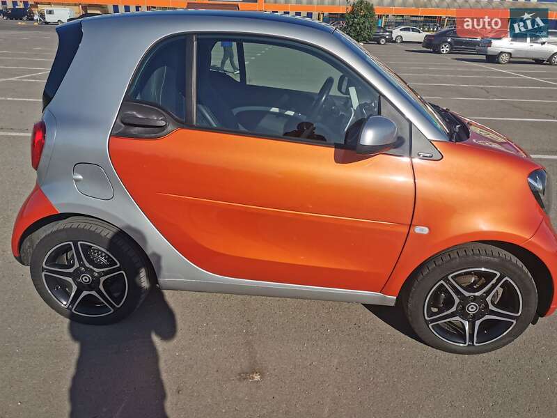 Купе Smart Fortwo 2015 в Києві