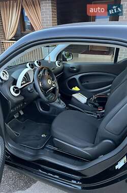 Купе Smart Fortwo 2017 в 