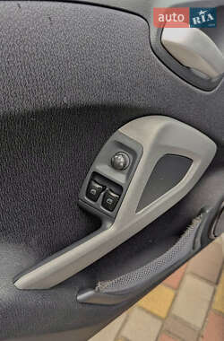 Купе Smart Fortwo 2013 в 