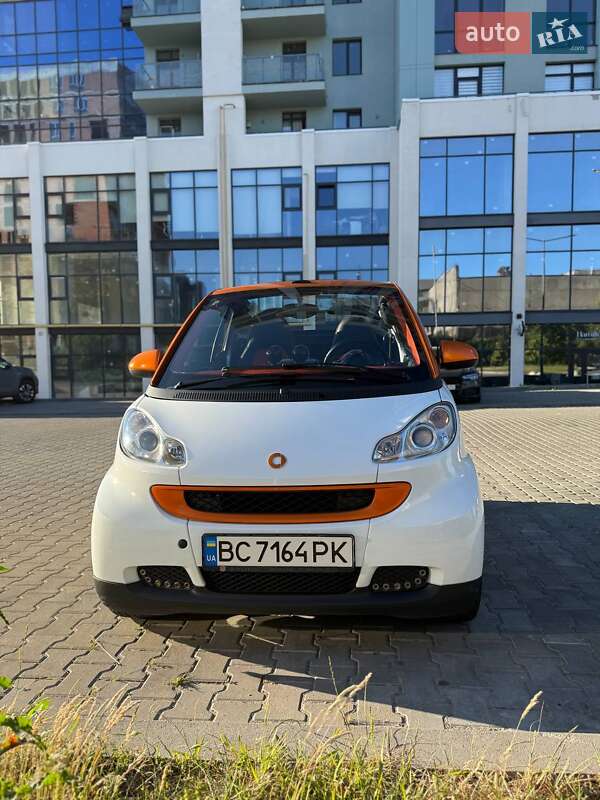 Кабріолет Smart Fortwo 2010 в Львові