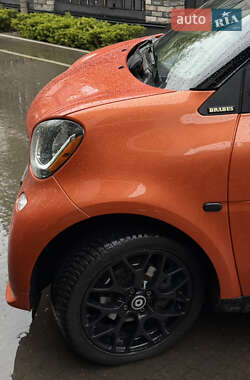 Купе Smart Fortwo 2015 в 