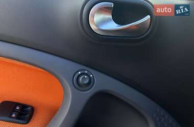 Купе Smart Fortwo 2015 в 