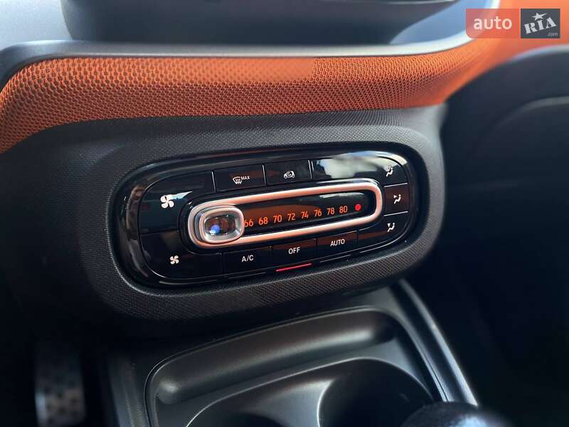 Купе Smart Fortwo 2015 в Киеве