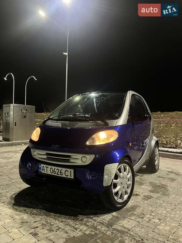 Купе Smart Fortwo 2000 в Ивано-Франковске фото Купе Smart Fortwo 2000 в Ивано-Франковске