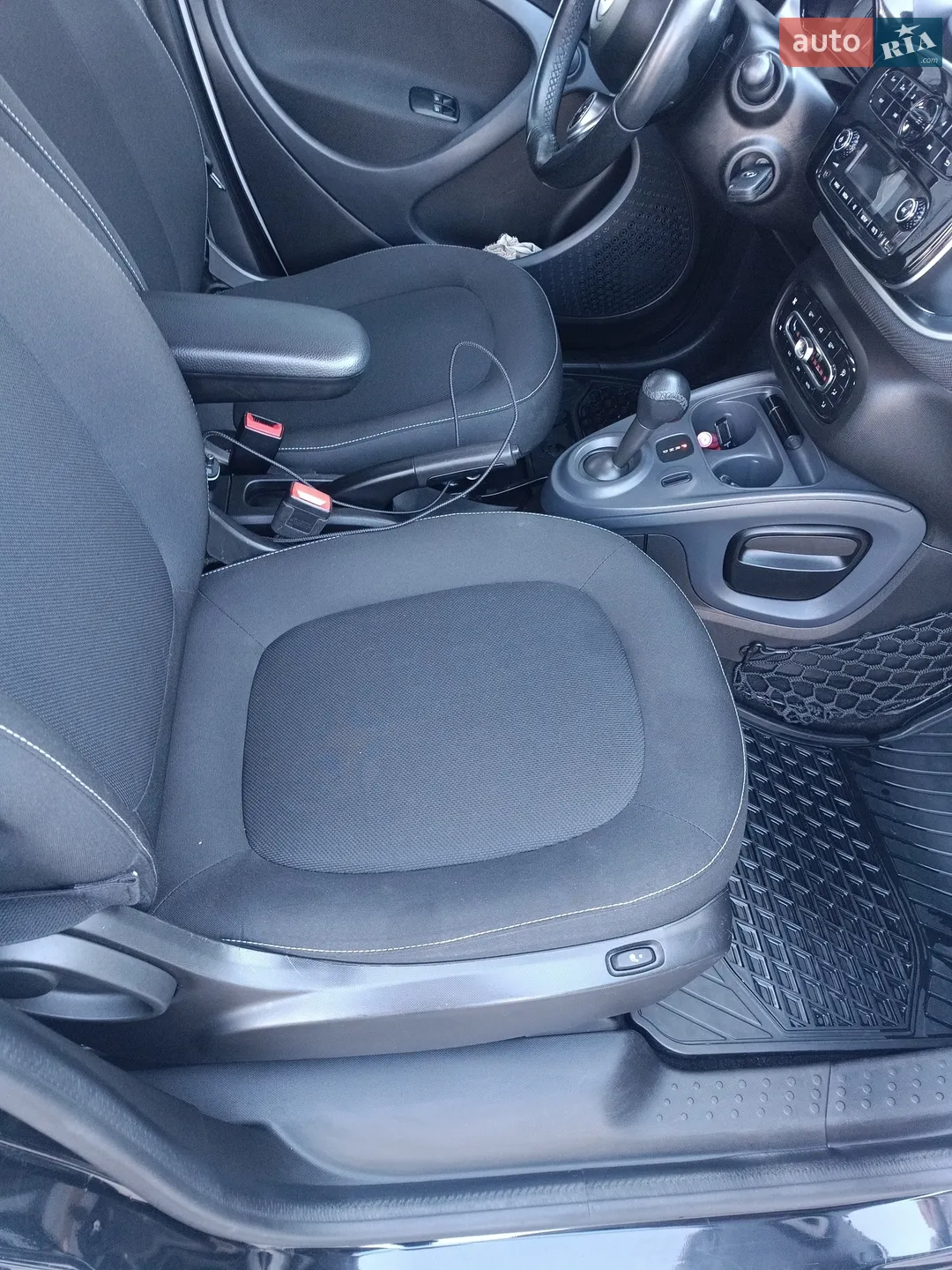 2017 Smart Fortwo - мініатюра 27