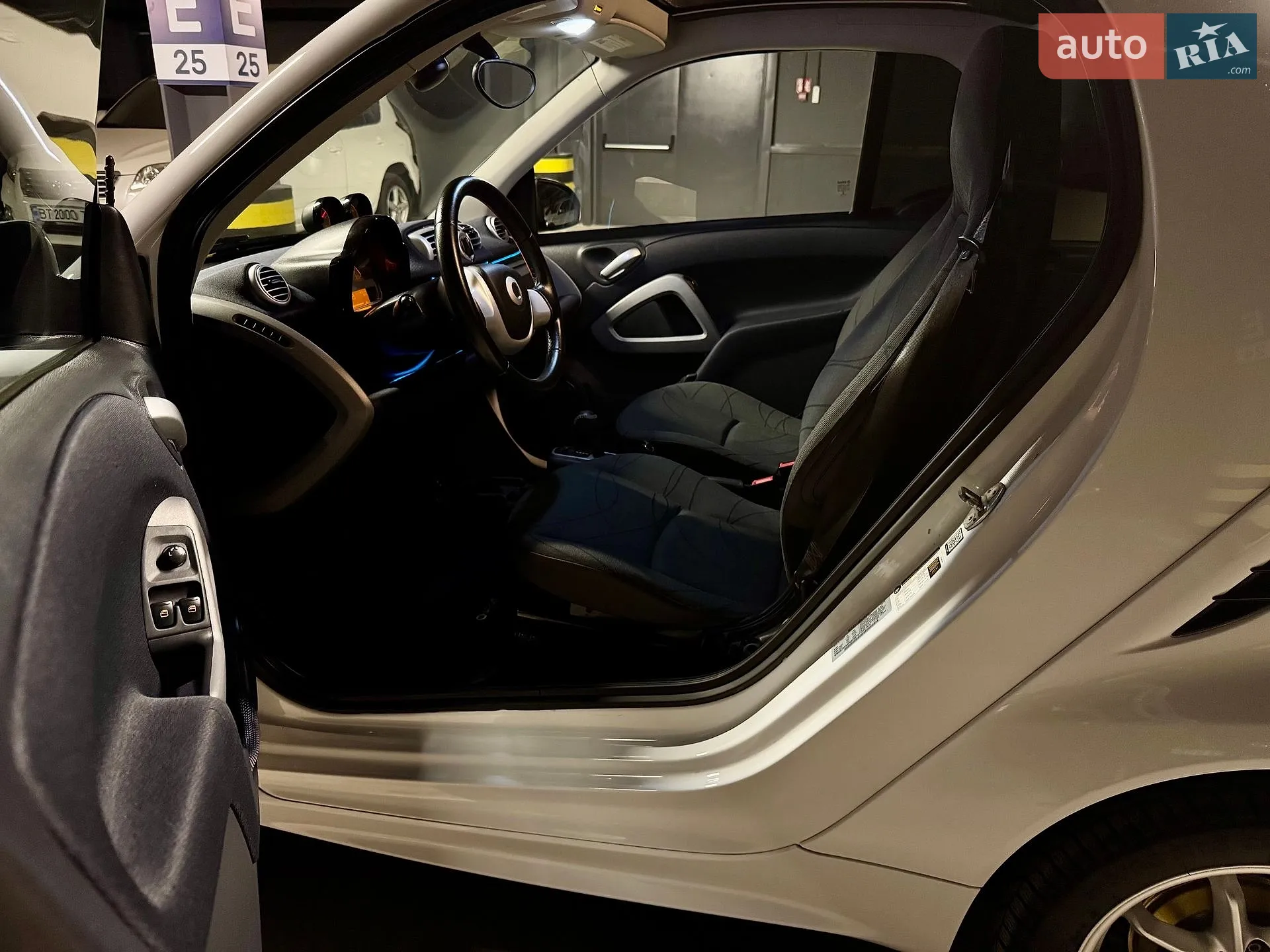 2014 Smart Fortwo - мініатюра 12