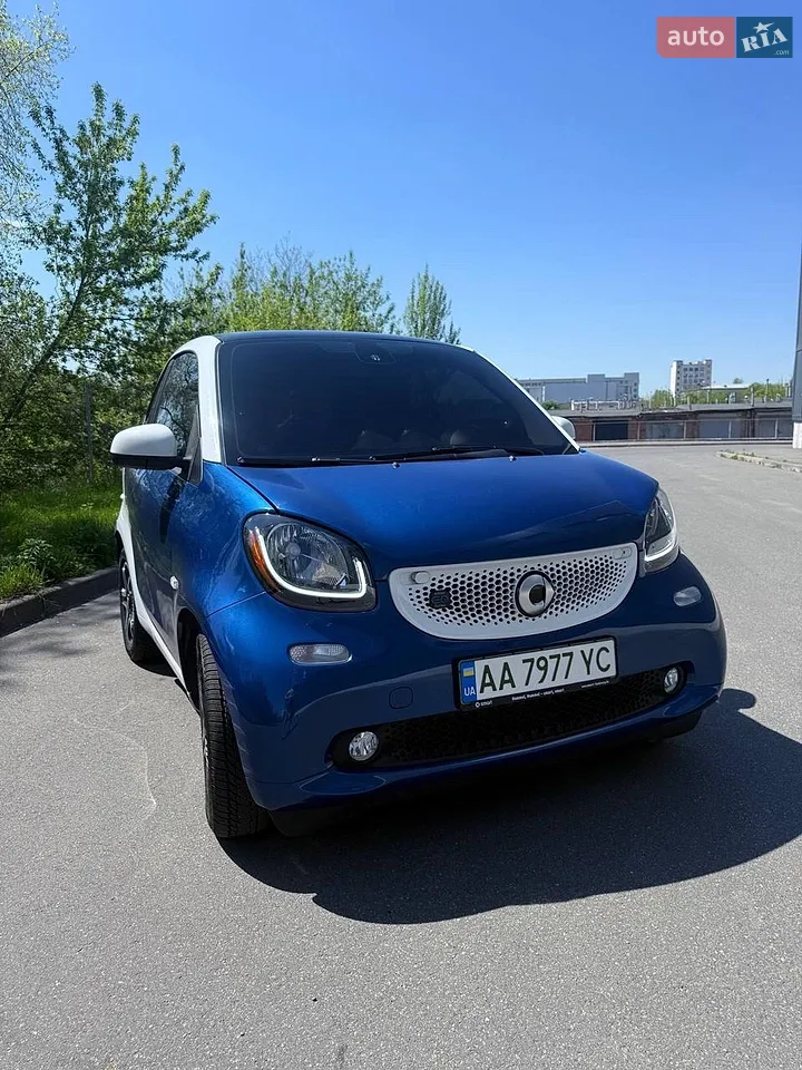 2017 Smart Fortwo - мініатюра 20